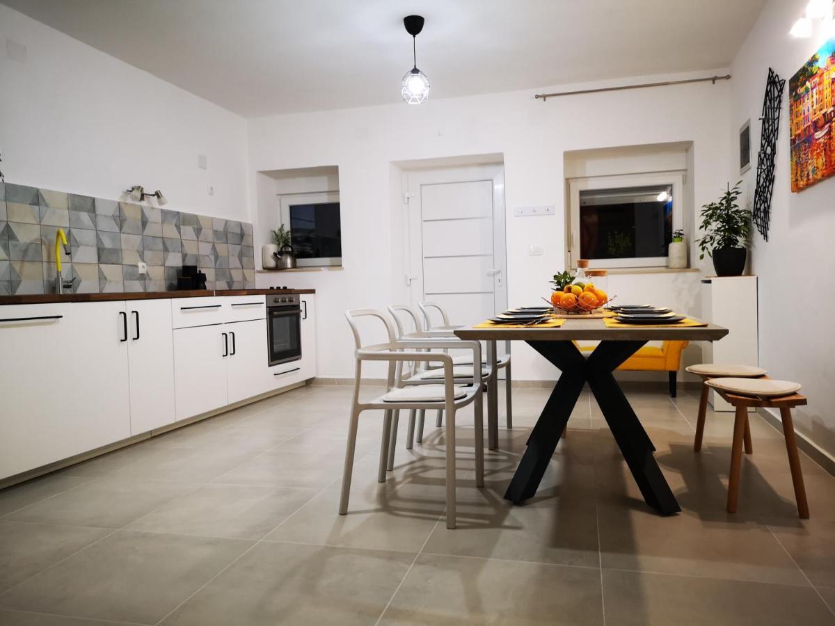 Apartment Sunrise, Coastal Istra, Pula Duga Uvala Pavicini Exterior foto
